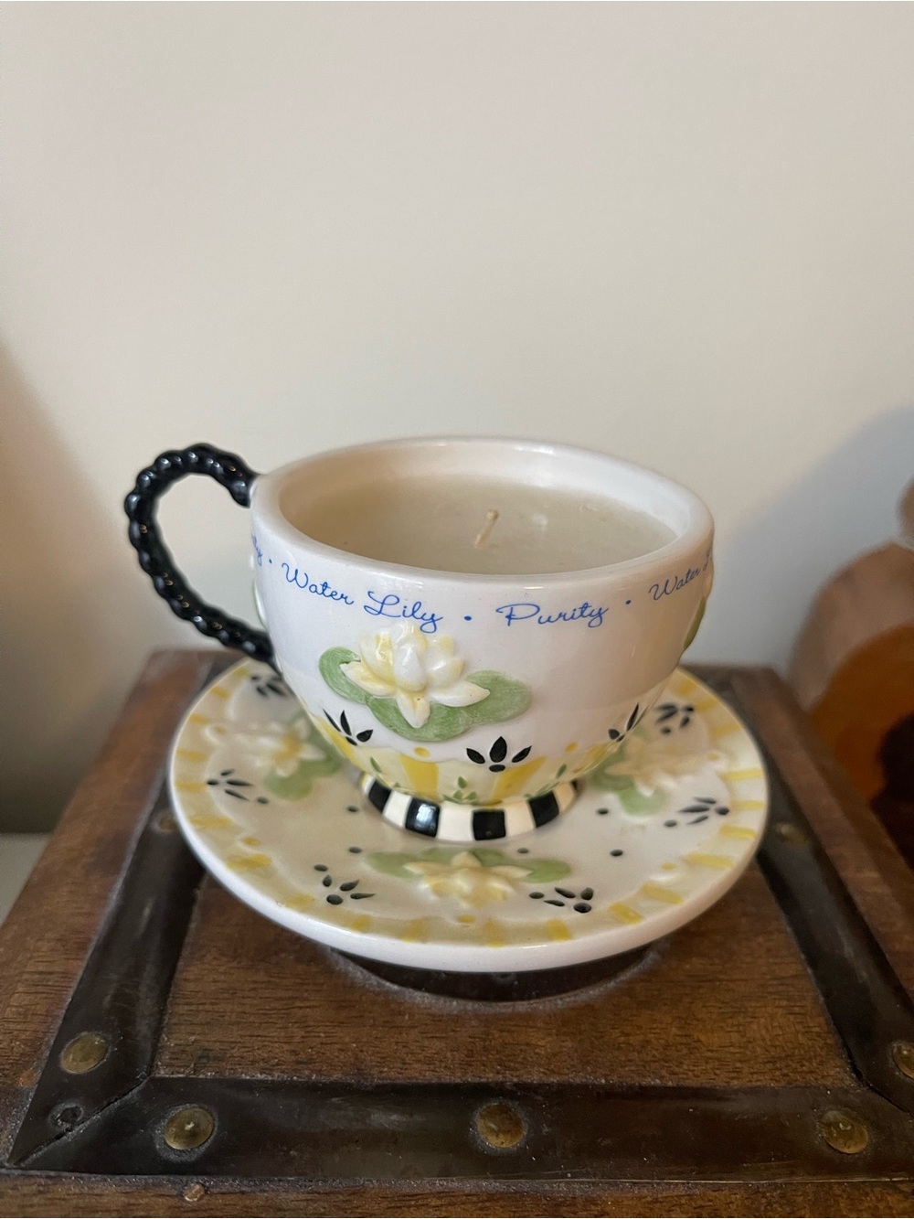 Water Lily Teacup Candle - Floral Ceramic Cup & Saucer